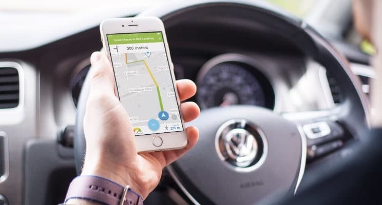 Digital Parking Search App in Spain